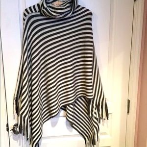 Grey and white soft poncho